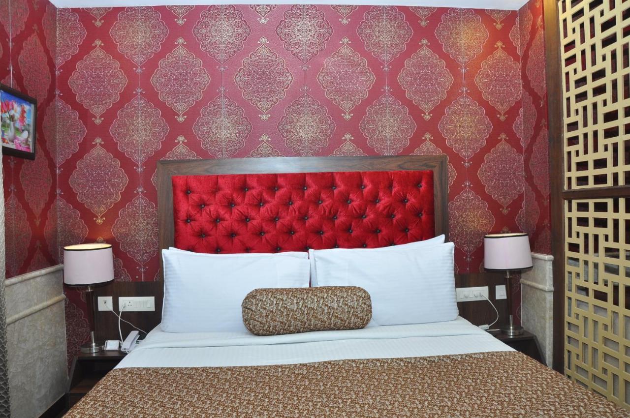Hotel Jsr Continental Dehradun Bagian luar foto