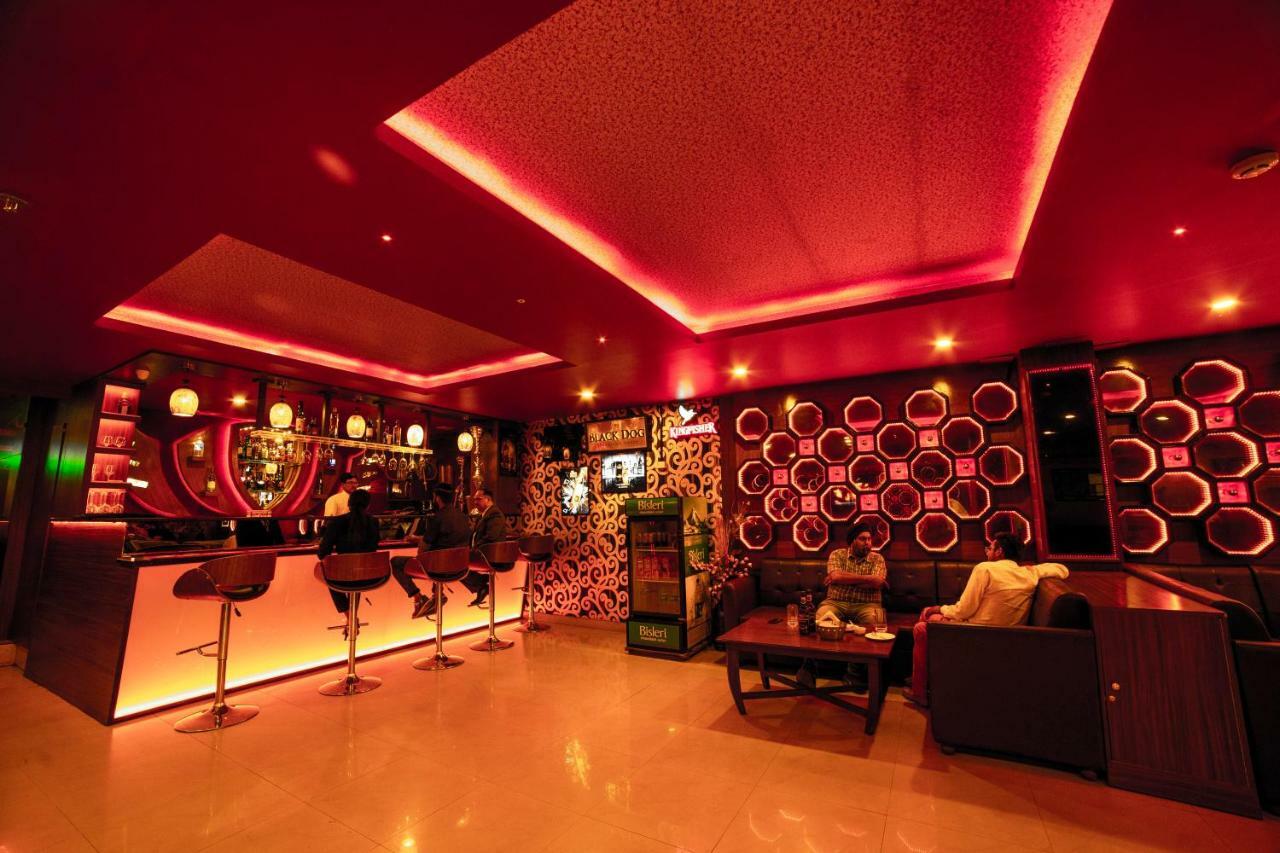Hotel Jsr Continental Dehradun Bagian luar foto